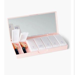 Pill Box PORT AND POLISH Blush Pink